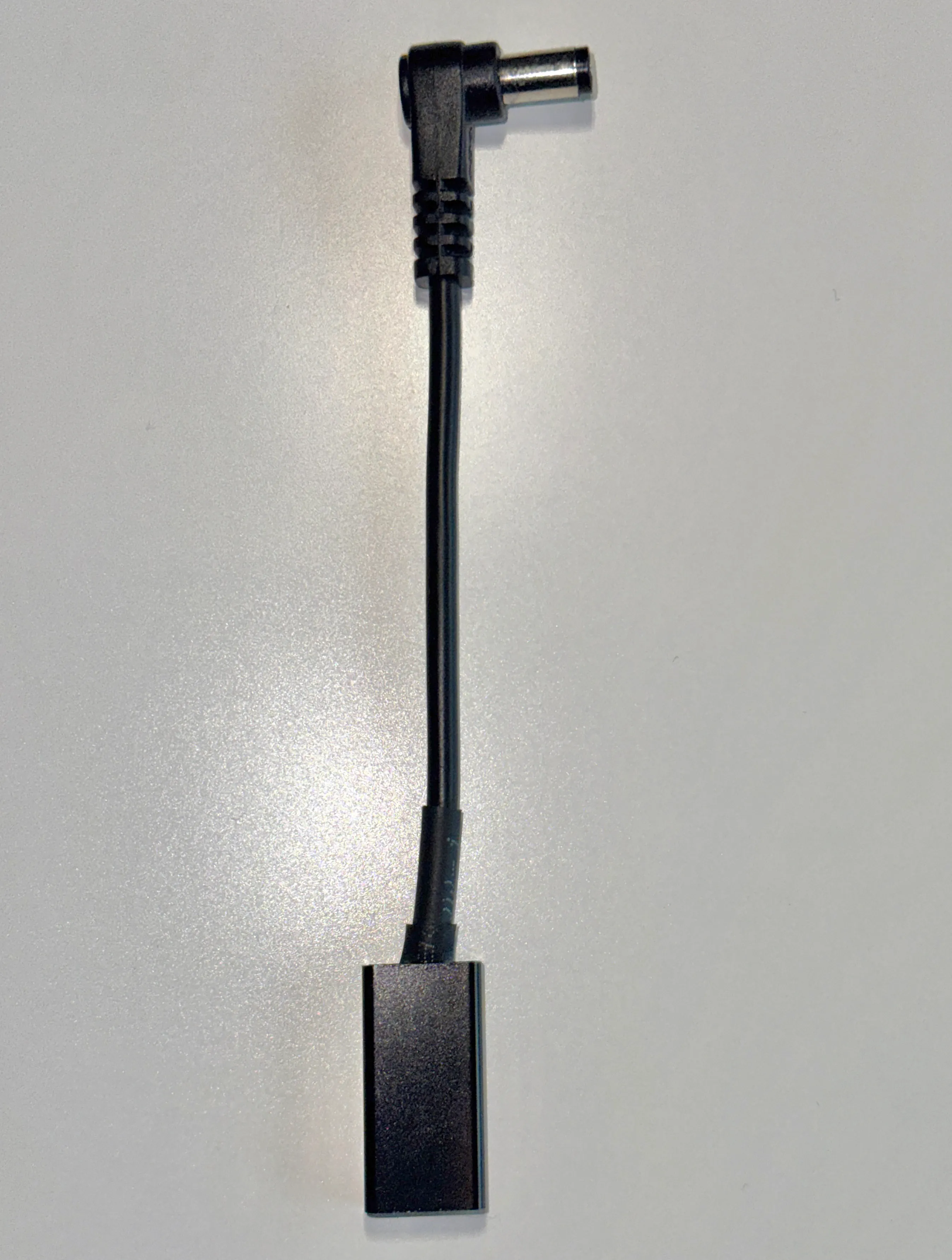 Quad Cortex USB-C Power Adapter view 6